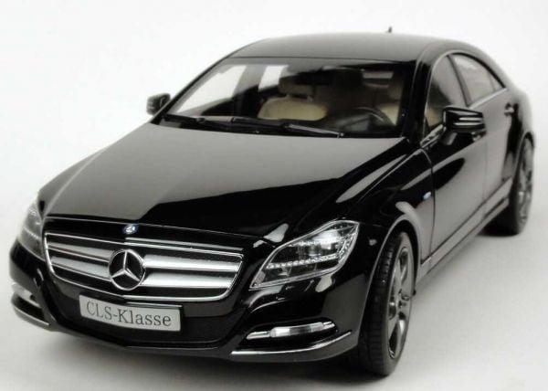 ماکت مرسدس بنز 2012 CLS Shooting Brake X218