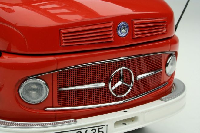 Vintage Schuco-Mercedes-Benz L322