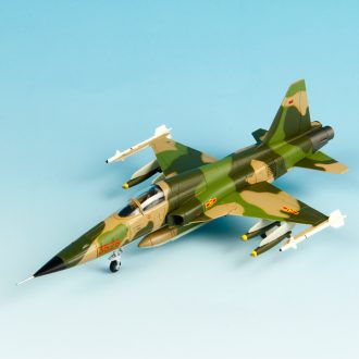 ماکت هواپیما اف 5 Hobby Master F-5E Tiger II