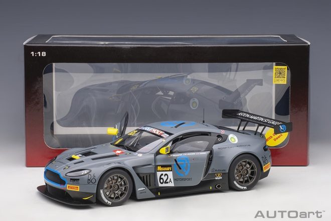 aston_martin_vantage_gt3_team_r-motorsport_bathurst_12_hour_2019_62_autoart_81906_scale_1-18_box