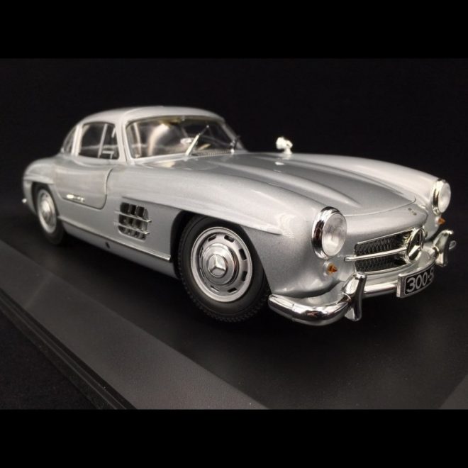 MERCEDES BENZ - 300SL