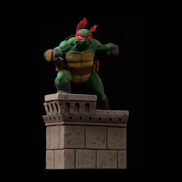 RAPHAEL TEENAGE MUTANT NINJA TURTLE ACTION FIGURE