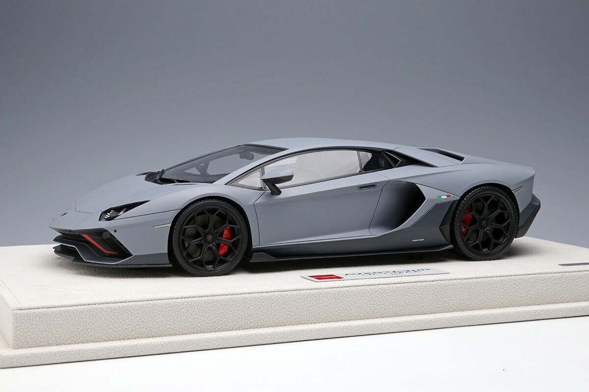 Lamborghini Aventador