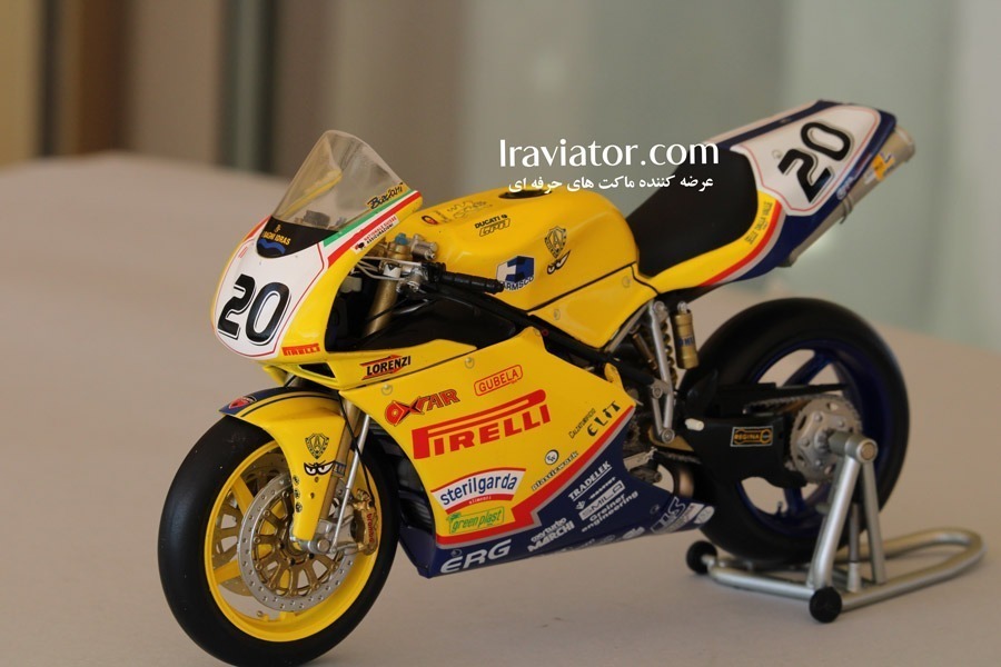 maket MINICHAMPS - DUCATI