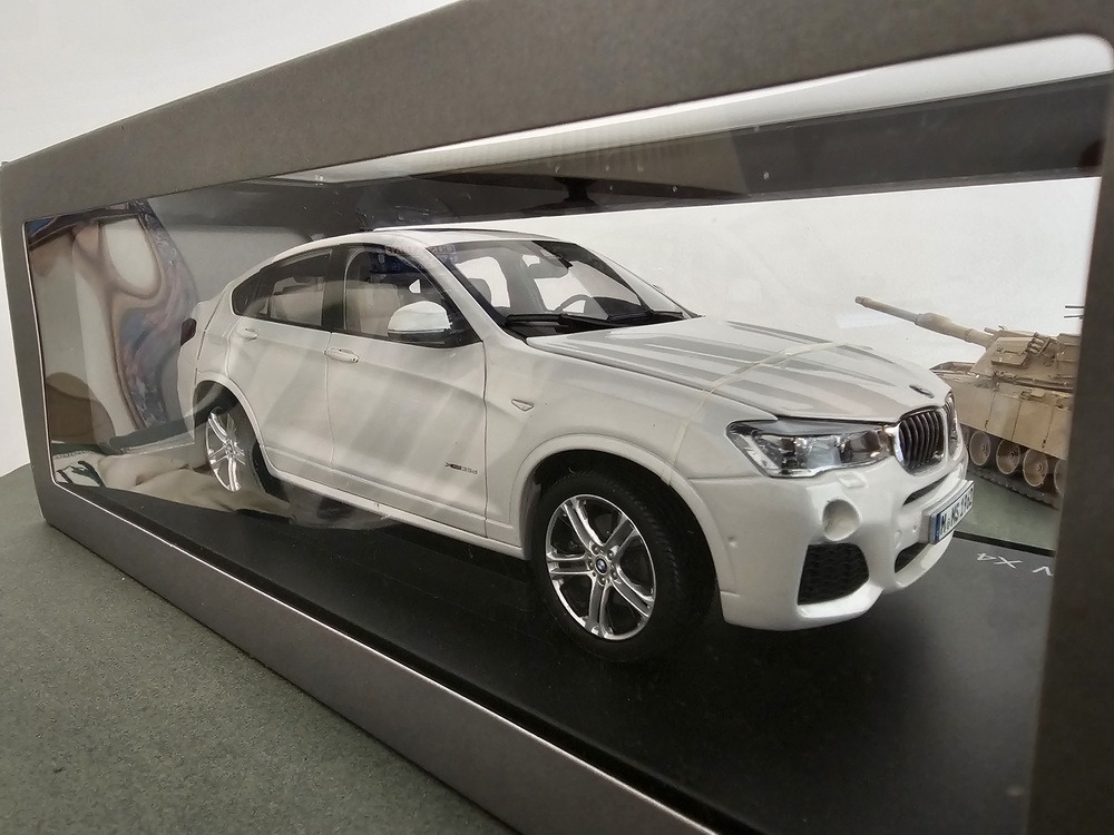 maket bmw x4