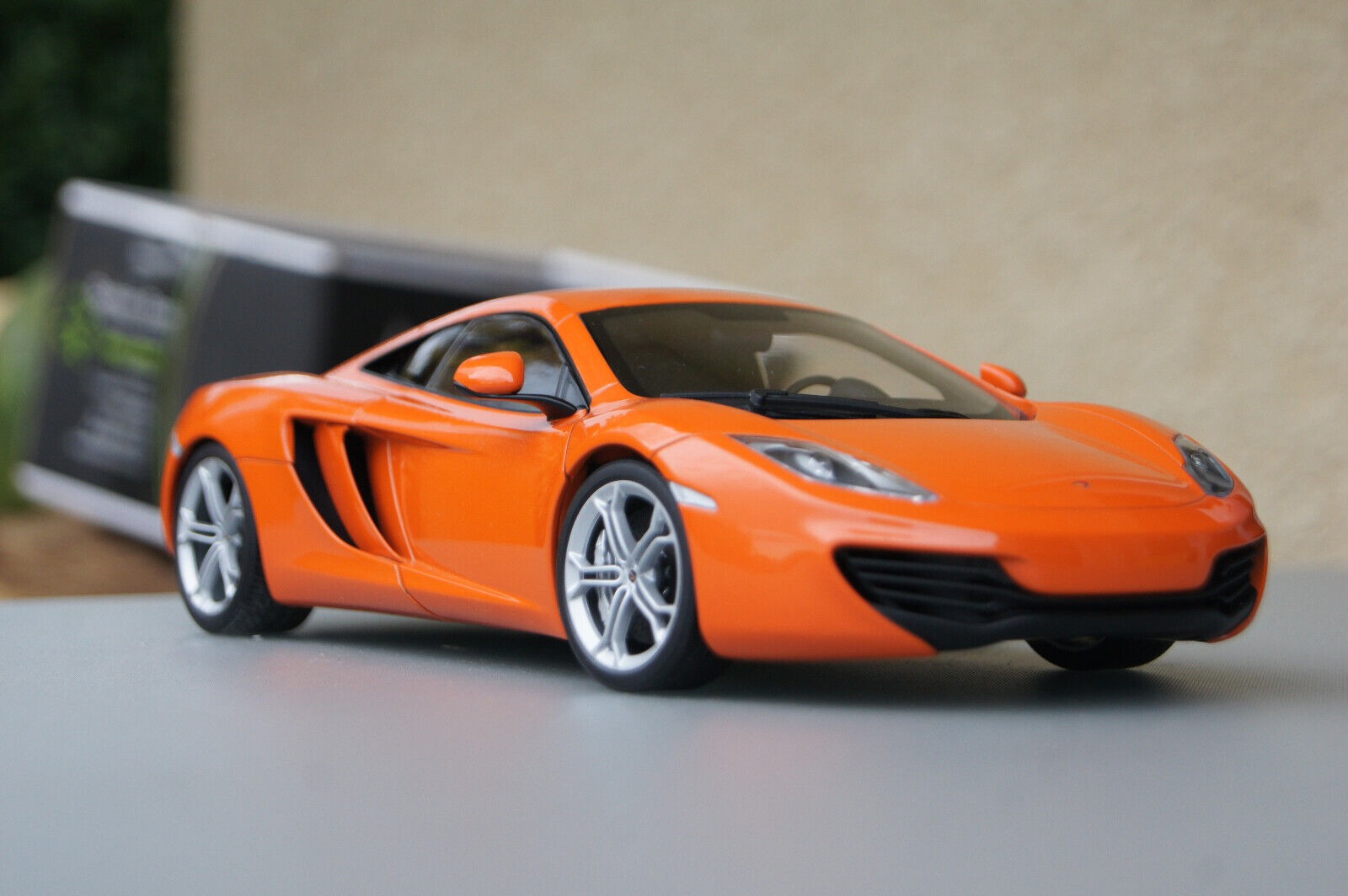 Mclaren MP4-12C 76006