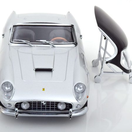 ماکت فراری 250 کالیفرنیا FERRARI 250 GT CALIFORNIA SPYDER مقیاس 1/18