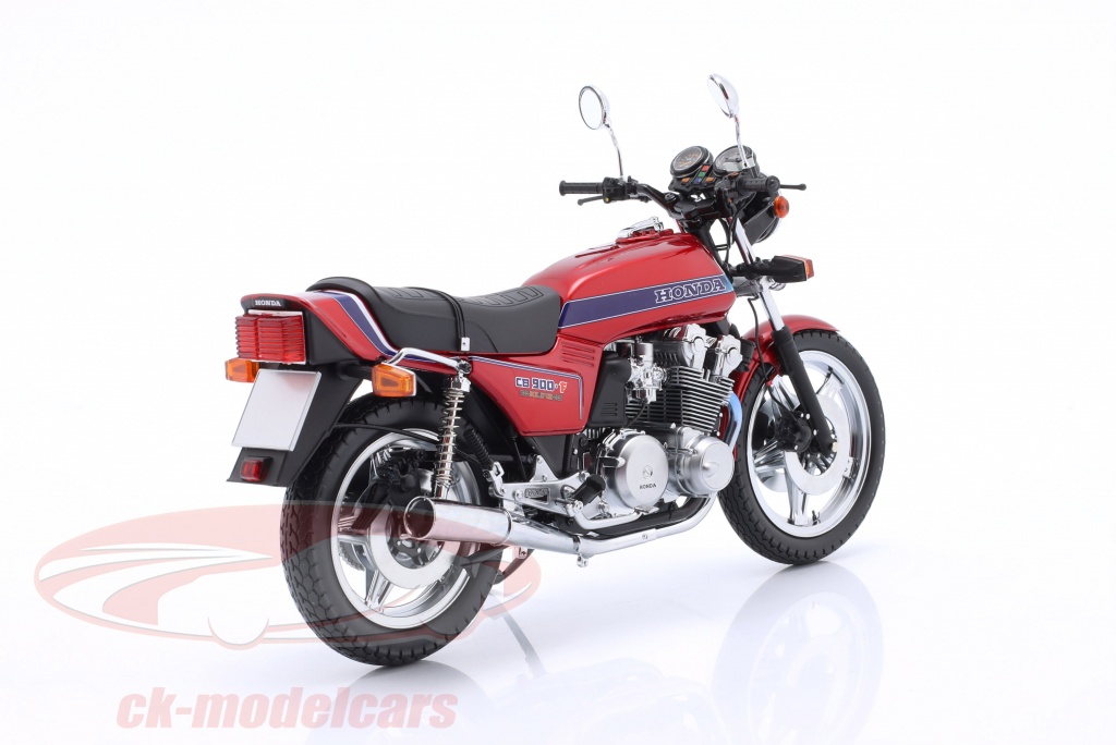 minichamps_1_12_honda_cb_900_f_bol_dor_year_1978_r (3)